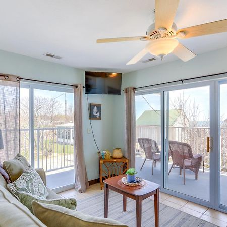 Waterfront Bass Island Retreat With Balcony And Tv Leilighet Put-in-Bay Eksteriør bilde
