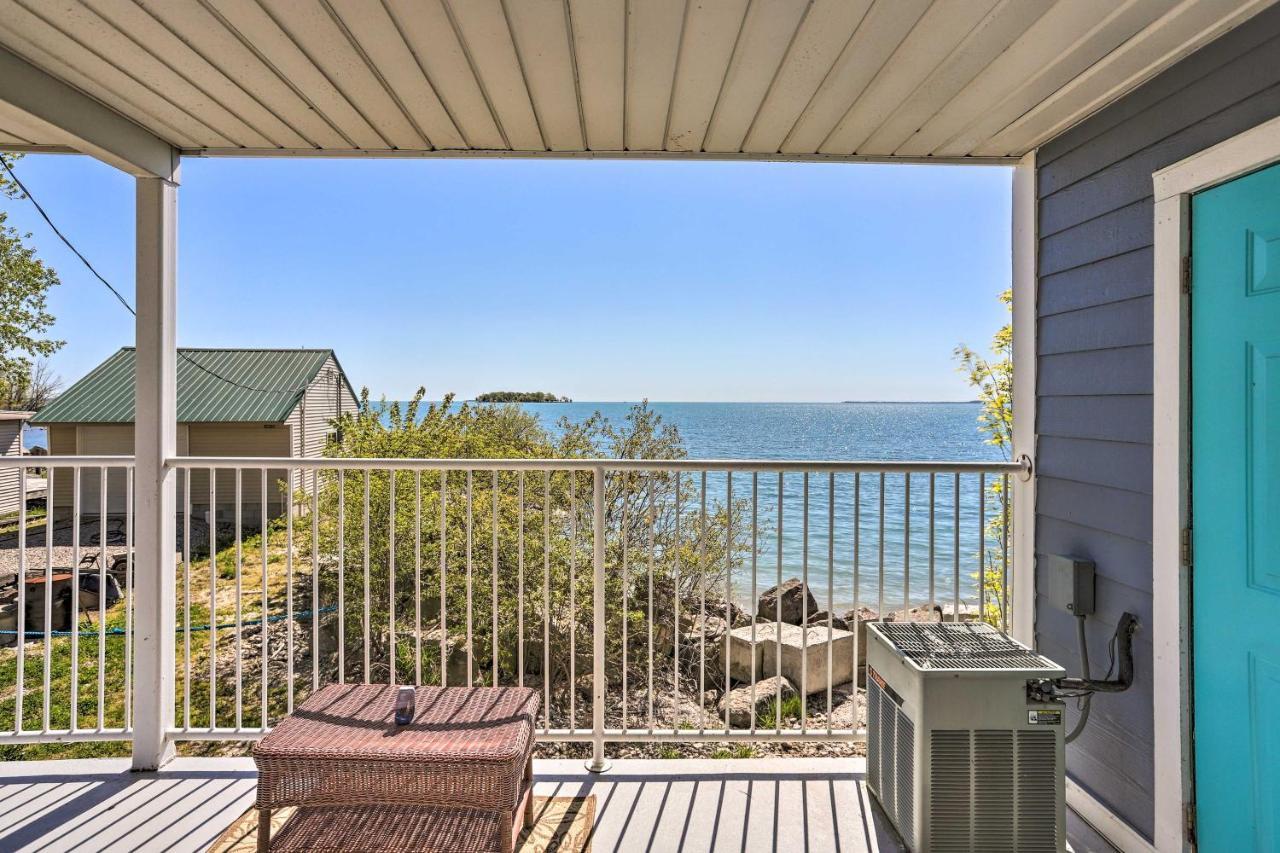 Waterfront Bass Island Retreat With Balcony And Tv Leilighet Put-in-Bay Eksteriør bilde