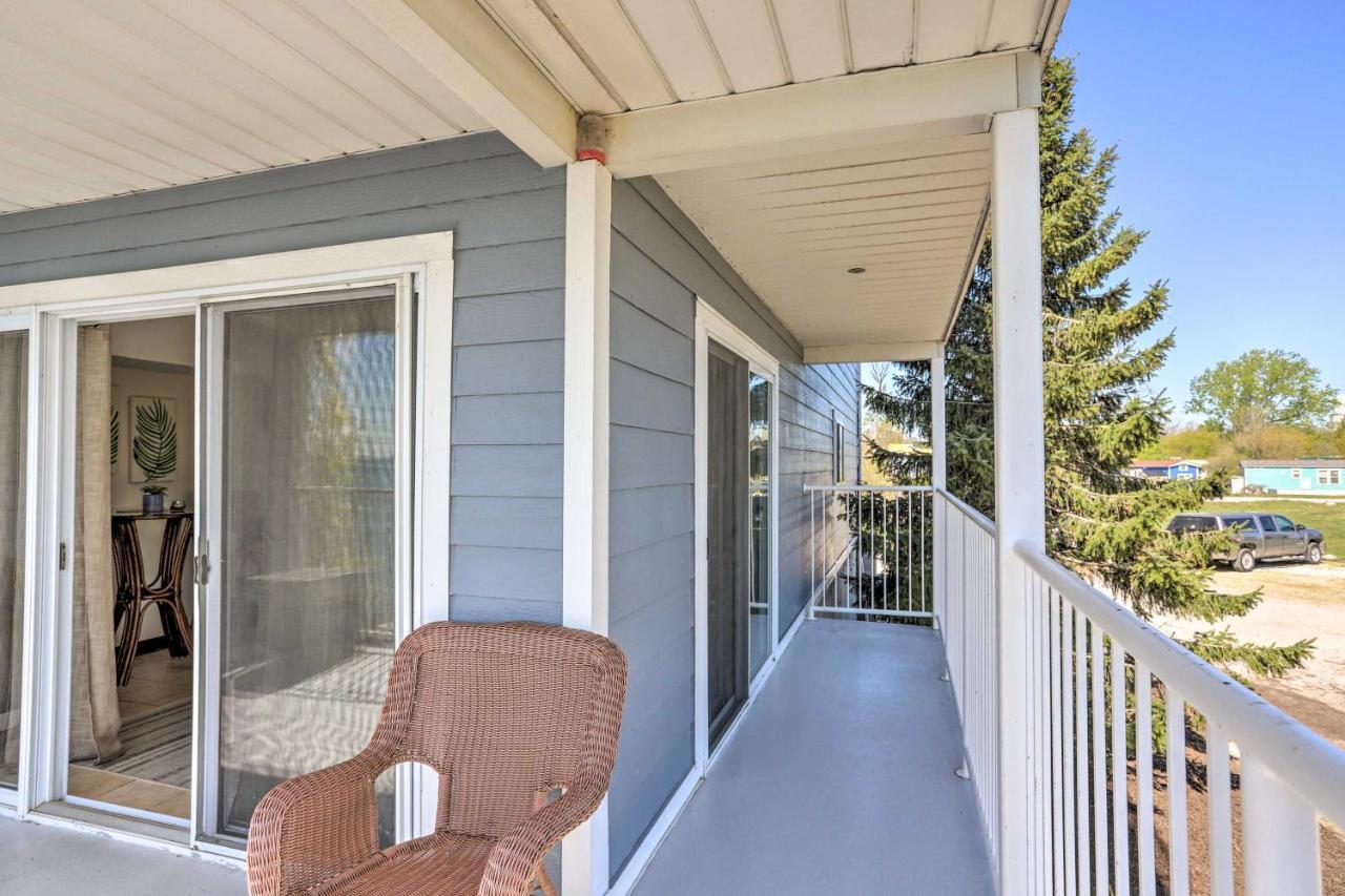 Waterfront Bass Island Retreat With Balcony And Tv Leilighet Put-in-Bay Eksteriør bilde