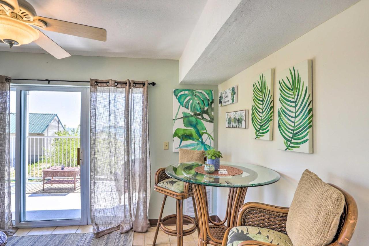 Waterfront Bass Island Retreat With Balcony And Tv Leilighet Put-in-Bay Eksteriør bilde