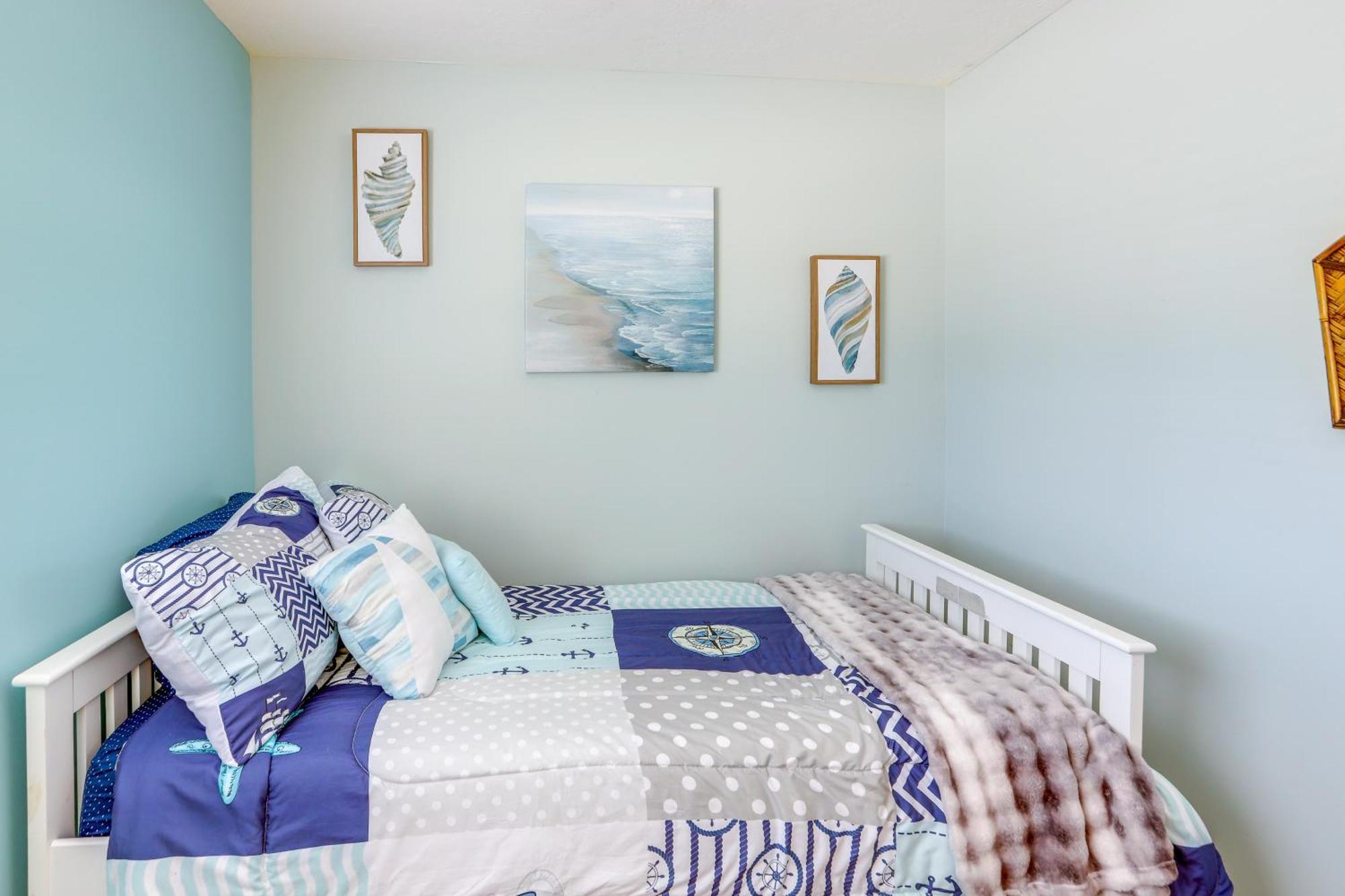 Waterfront Bass Island Retreat With Balcony And Tv Leilighet Put-in-Bay Eksteriør bilde